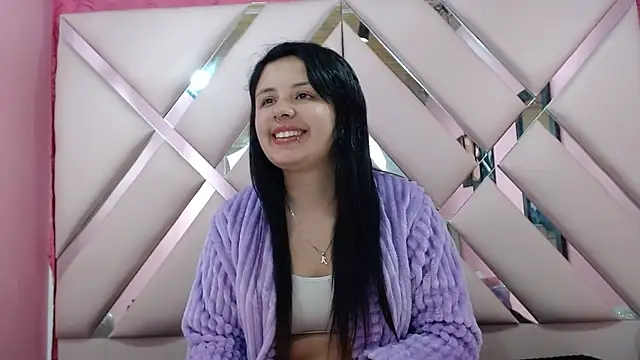 Snapshot of nathaly_low1 chatting on 09/16/25, 03:29 nathaly low1 online show from 09/16/25, 03:29