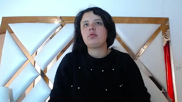 Snapshot of nathaly_low1 chatting on 03/21/26, 12:31 nathaly low1 online show from 03/21/26, 12:31