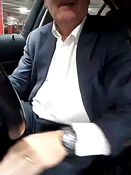 stiffandlubedxh online show from 03/03/26, 08:10