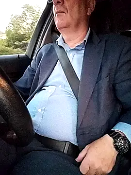 stiffandlubedxh online show from 03/22/26, 08:21