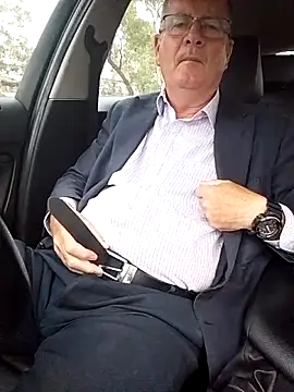 stiffandlubedxh online show from 03/04/26, 08:49