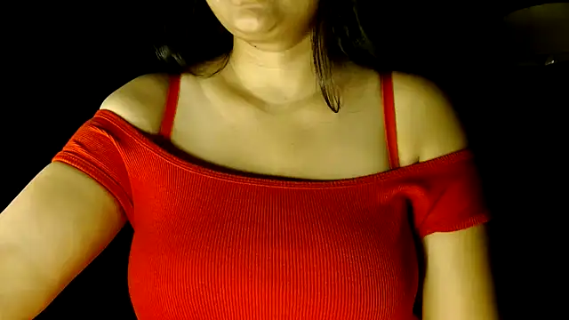Snapshot of janifer001 chatting on 05/01/26, 04:45 janifer001 online show from 05/01/26, 04:45