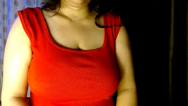 janifer001 online show from 02/19/26, 12:29