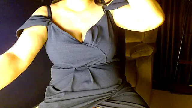 janifer001 online show from 03/20/26, 12:22