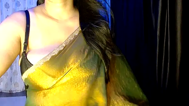 janifer001 online show from 10/21/25, 10:31