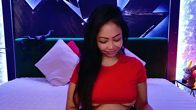 ElyaQuinn online show from 04/15/26, 06:41