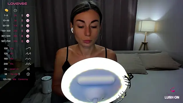 Snapshot of DannaEvan chatting on 03/03/25, 12:45 DannaEvan online show from 03/03/25, 12:45