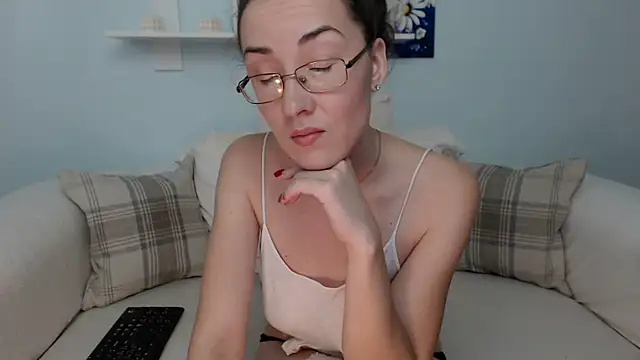 Sofi so online show from 11/25/25, 01:33