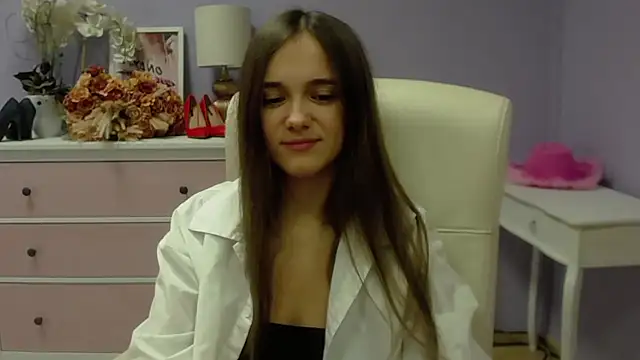 Snapshot of dirtyxEmily chatting on 02/01/25, 07:47 dirtyxEmily online show from 02/01/25, 07:47