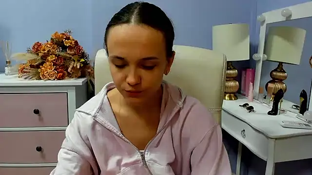 Snapshot of dirtyxEmily chatting on 04/28/26, 06:29 dirtyxEmily online show from 04/28/26, 06:29