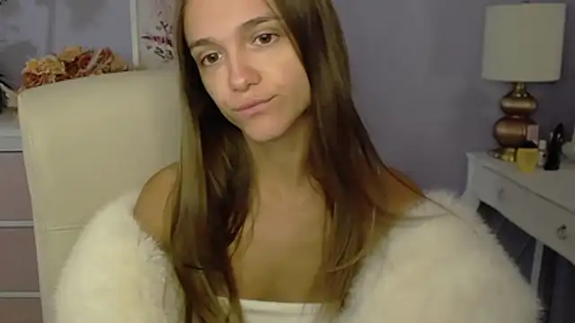 Snapshot of dirtyxEmily chatting on 11/08/25, 07:45 dirtyxEmily online show from 11/08/25, 07:45