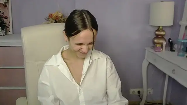 Snapshot of dirtyxEmily chatting on 02/21/26, 08:05 dirtyxEmily online show from 02/21/26, 08:05