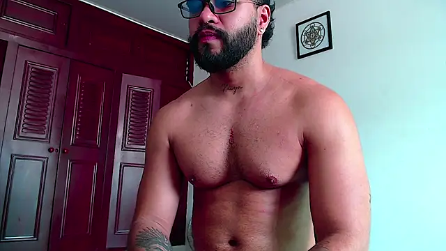 AngelBarbaro online show from 04/28/26, 05:17