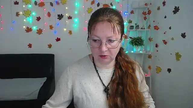 VanessaHotts online show from 11/26/25, 06:13