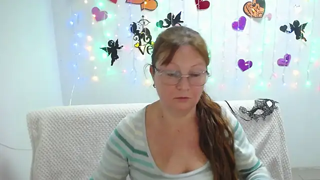 VanessaHotts online show from 03/03/25, 03:22