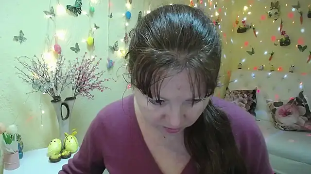 VanessaHotts online show from 04/04/26, 05:03