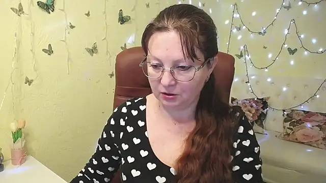 VanessaHotts online show from 03/28/26, 06:03
