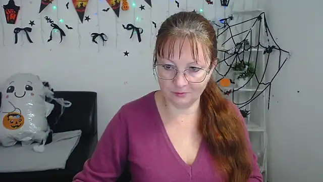 VanessaHotts online show from 11/01/25, 05:57