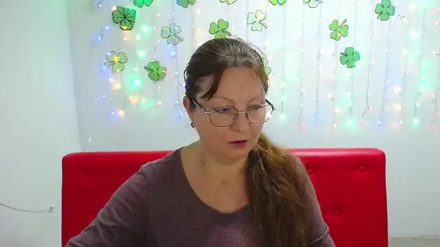 VanessaHotts online show from 03/14/25, 09:14