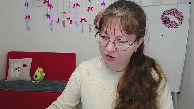 VanessaHotts online show from 04/22/26, 05:14