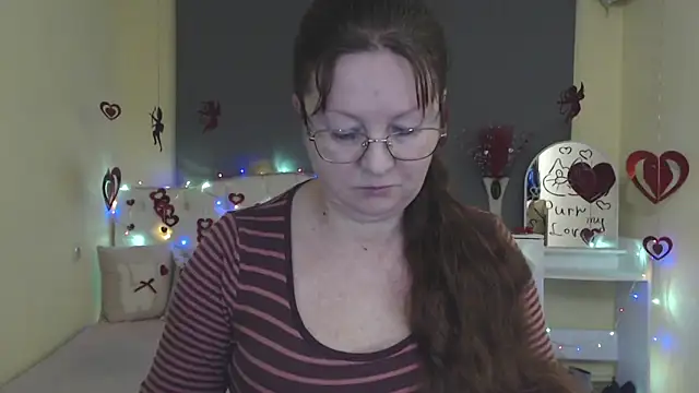 VanessaHotts online show from 02/07/26, 06:10