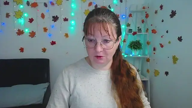 VanessaHotts online show from 11/15/25, 06:06