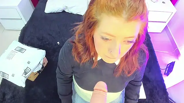 JulietaAlves online show from 12/18/25, 11:14