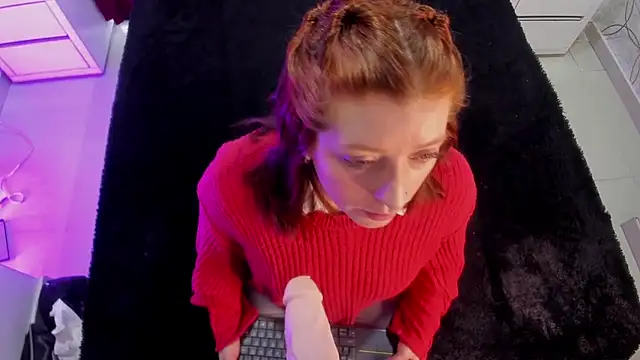 JulietaAlves online show from 10/27/25, 11:11