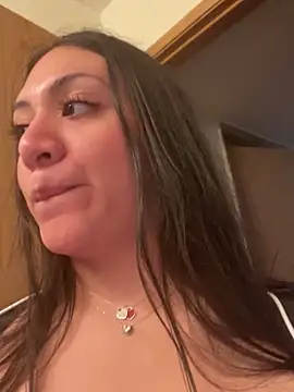 BustiBunny69 online show from 03/06/25, 09:09