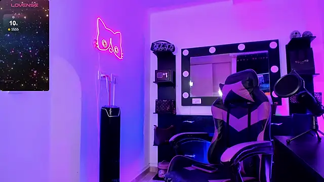 miss kitty online show from 04/24/26, 12:45