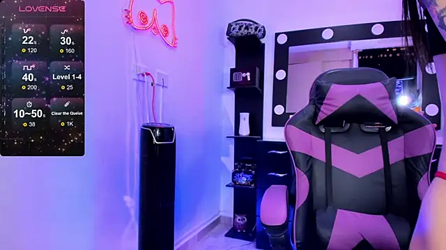 miss kitty online show from 09/15/25, 12:00