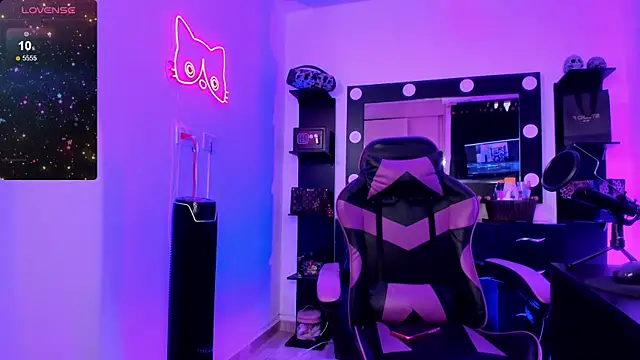 miss kitty online show from 03/13/26, 11:10