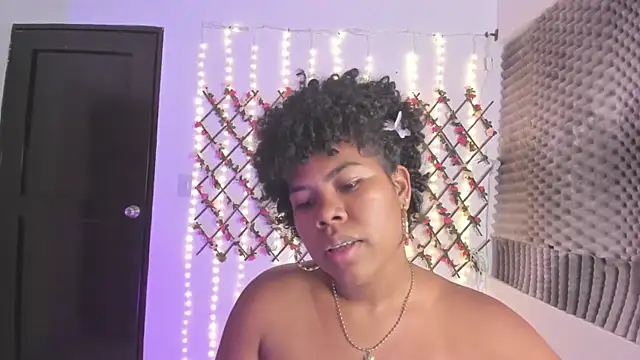 naughty ebonyy online show from 04/15/26, 03:01