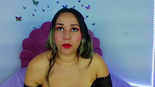Snapshot of paula_brausin chatting on 10/05/25, 02:52 paula brausin online show from 10/05/25, 02:52