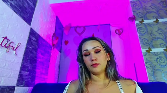 Snapshot of paula_brausin chatting on 03/13/25, 02:49 paula brausin online show from 03/13/25, 02:49