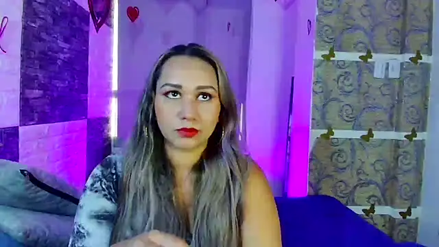 Snapshot of paula_brausin chatting on 02/19/25, 08:20 paula brausin online show from 02/19/25, 08:20
