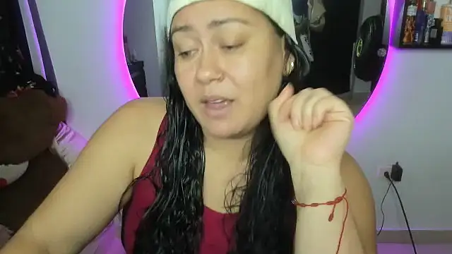 AliceFox Milf online show from 04/11/26, 09:51