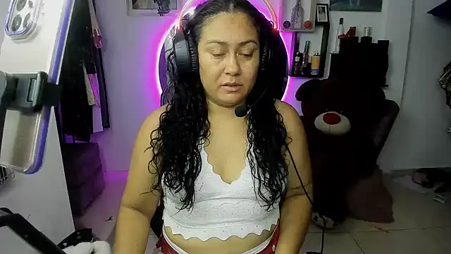 AliceFox Milf online show from 03/21/26, 03:30