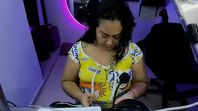 AliceFox Milf online show from 03/14/26, 05:35