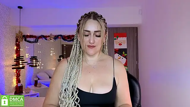 Snapshot of ELA_PS chatting on 12/18/25, 11:58 ELA PS online show from 12/18/25, 11:58