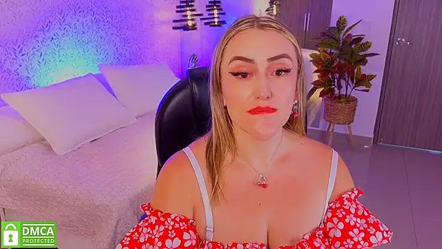 Snapshot of ELA_PS chatting on 10/02/25, 12:08 ELA PS online show from 10/02/25, 12:08