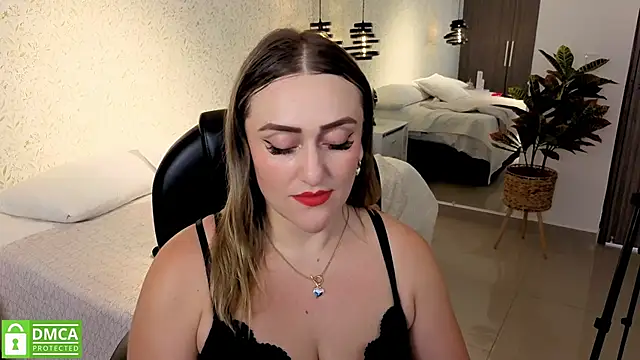 Snapshot of ELA_PS chatting on 09/22/25, 12:11 ELA PS online show from 09/22/25, 12:11