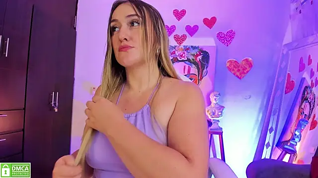 Snapshot of ELA_PS chatting on 03/19/25, 12:01 ELA PS online show from 03/19/25, 12:01