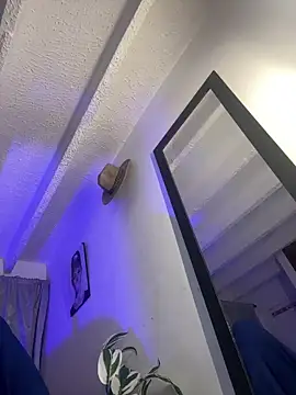 lonely shewolf online show from 03/20/26, 04:19