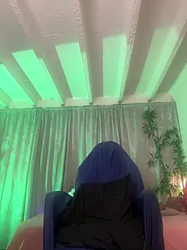 lonely shewolf online show from 07/01/26, 05:13