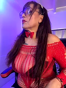 lonely shewolf online show from 11/15/25, 05:17