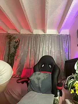 lonely shewolf online show from 03/28/26, 04:41