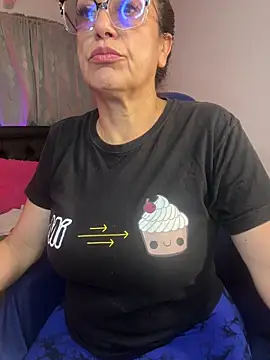 lonely shewolf online show from 03/23/26, 07:25