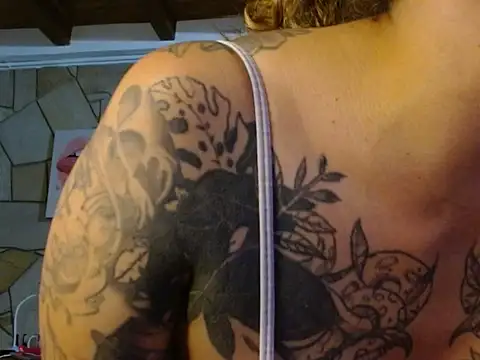 chanell tattoo online show from 03/18/26, 12:03