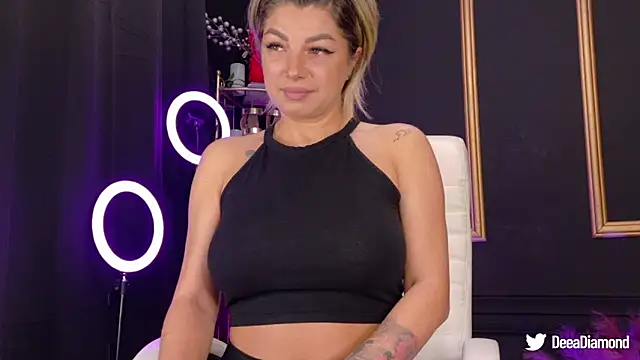 DeeaDiamondd online show from 03/22/25, 07:42